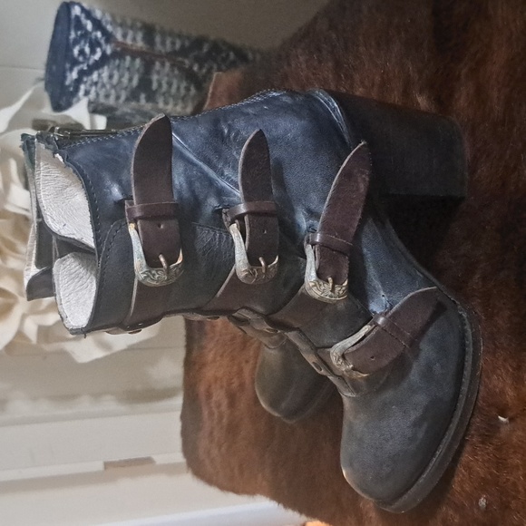 FREEBIRD Bates - Picture 3 of 7